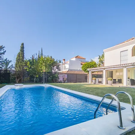 Del Prado Private Pool Large Garden Villa